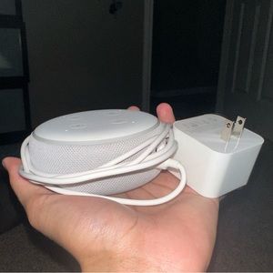 Amazon Alexa Echo Dot White NWOT